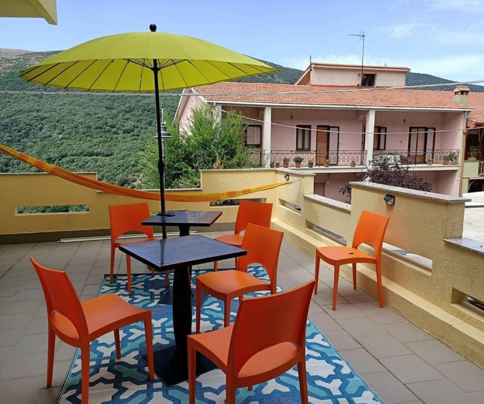 Sa Stiddiosa Guesthouse Gadoni Exteriér fotografie
