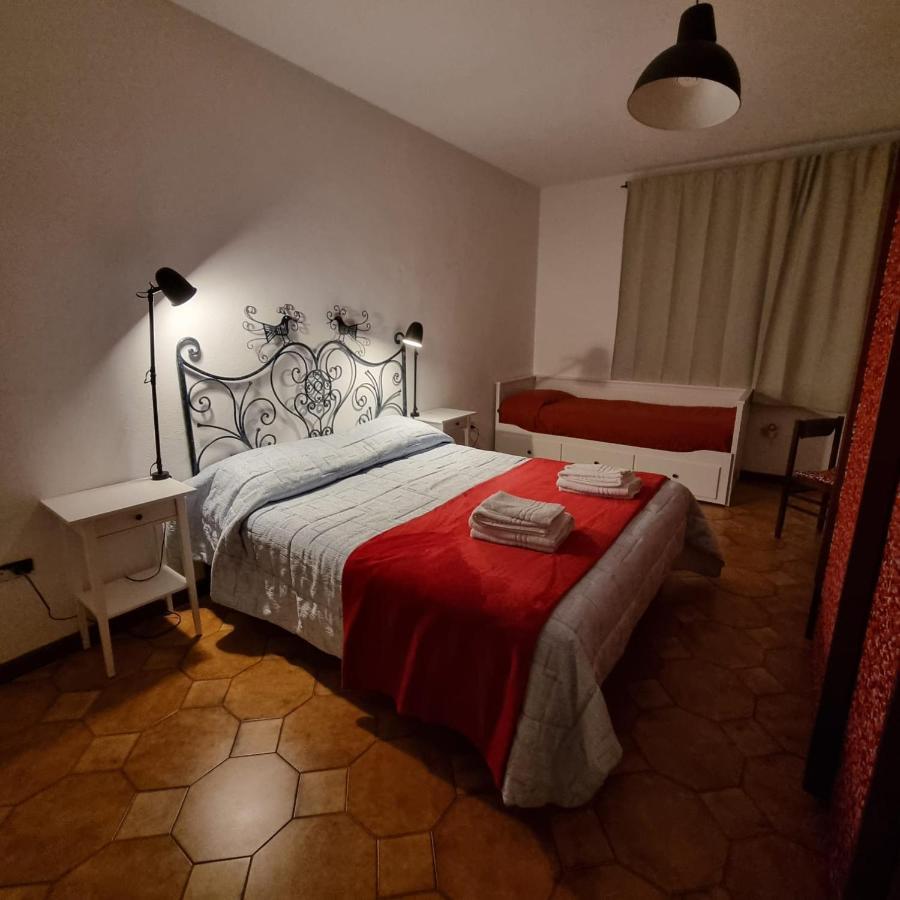 Sa Stiddiosa Guesthouse Gadoni Exteriér fotografie